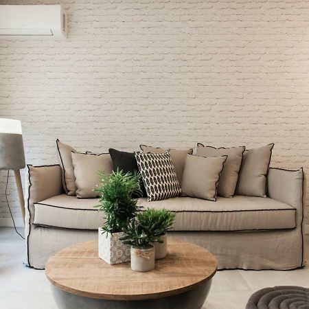 Designer Apartment - Stroll To The Acropolis Athens Exterior photo